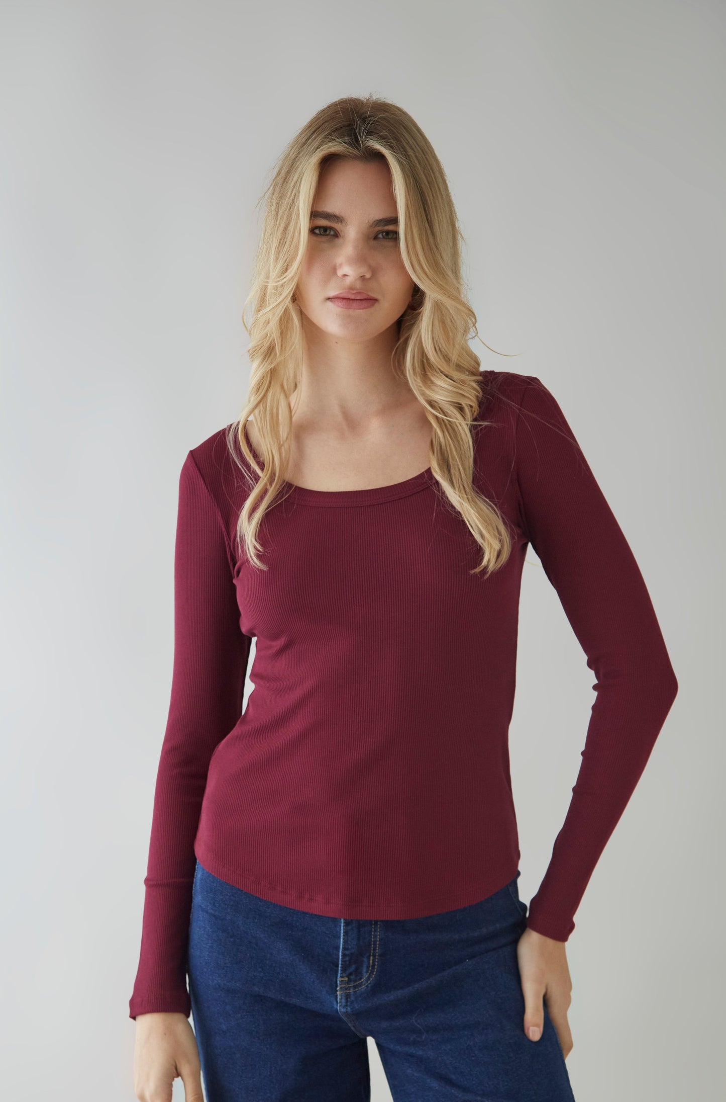 Blusa Saint Denis Guinda