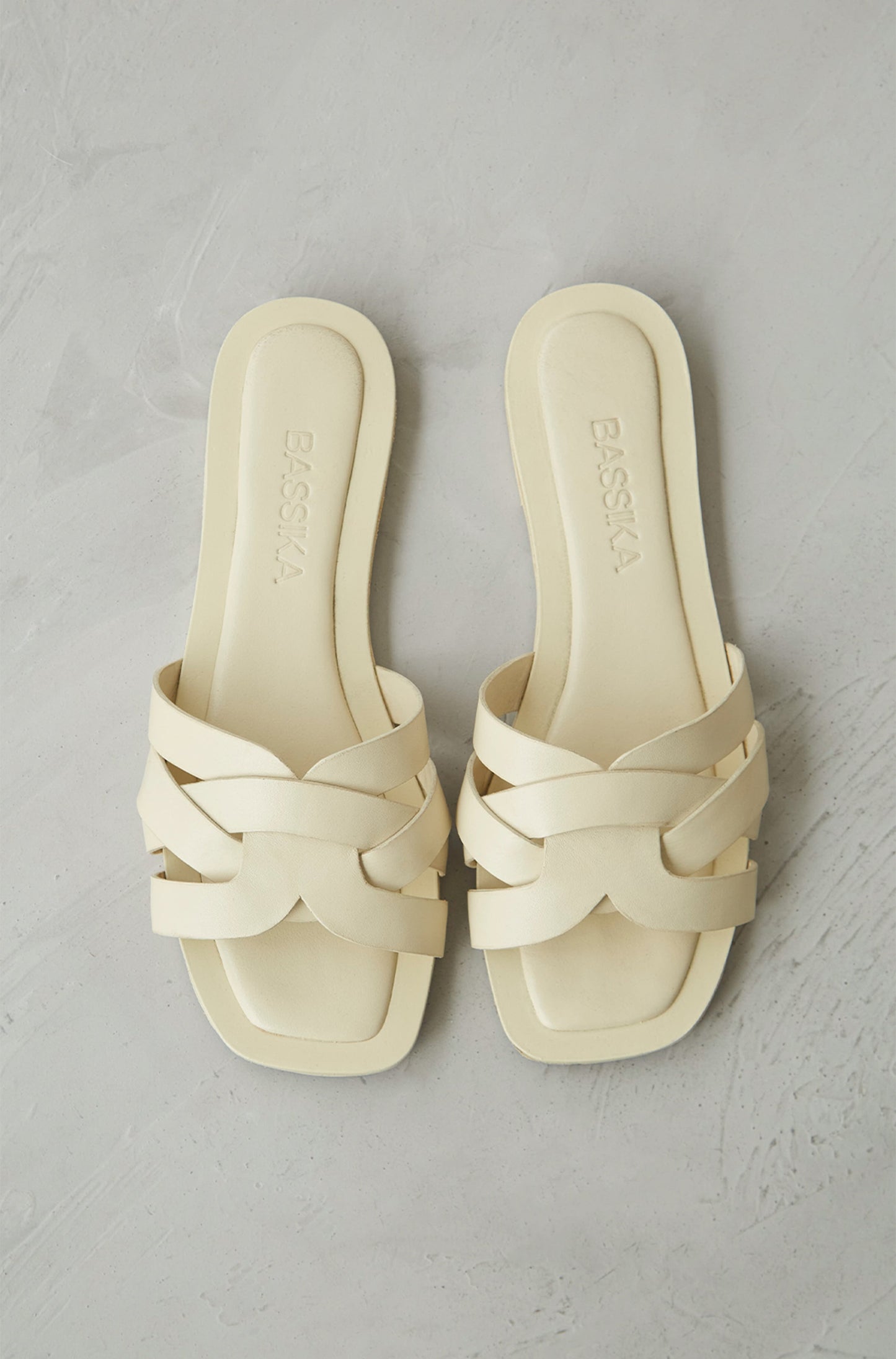 Sandalia Meghan Off White