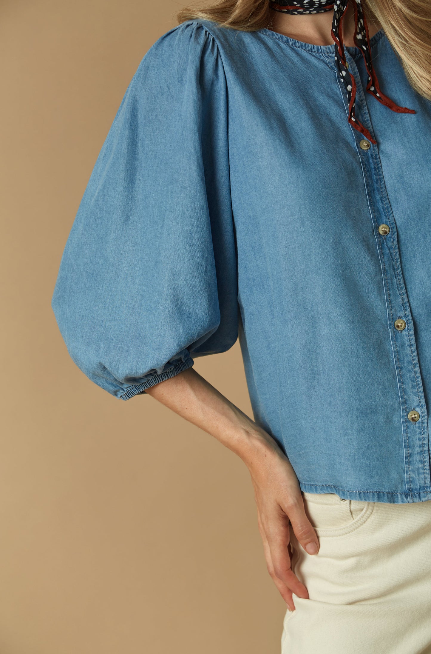 Blusa English Celeste